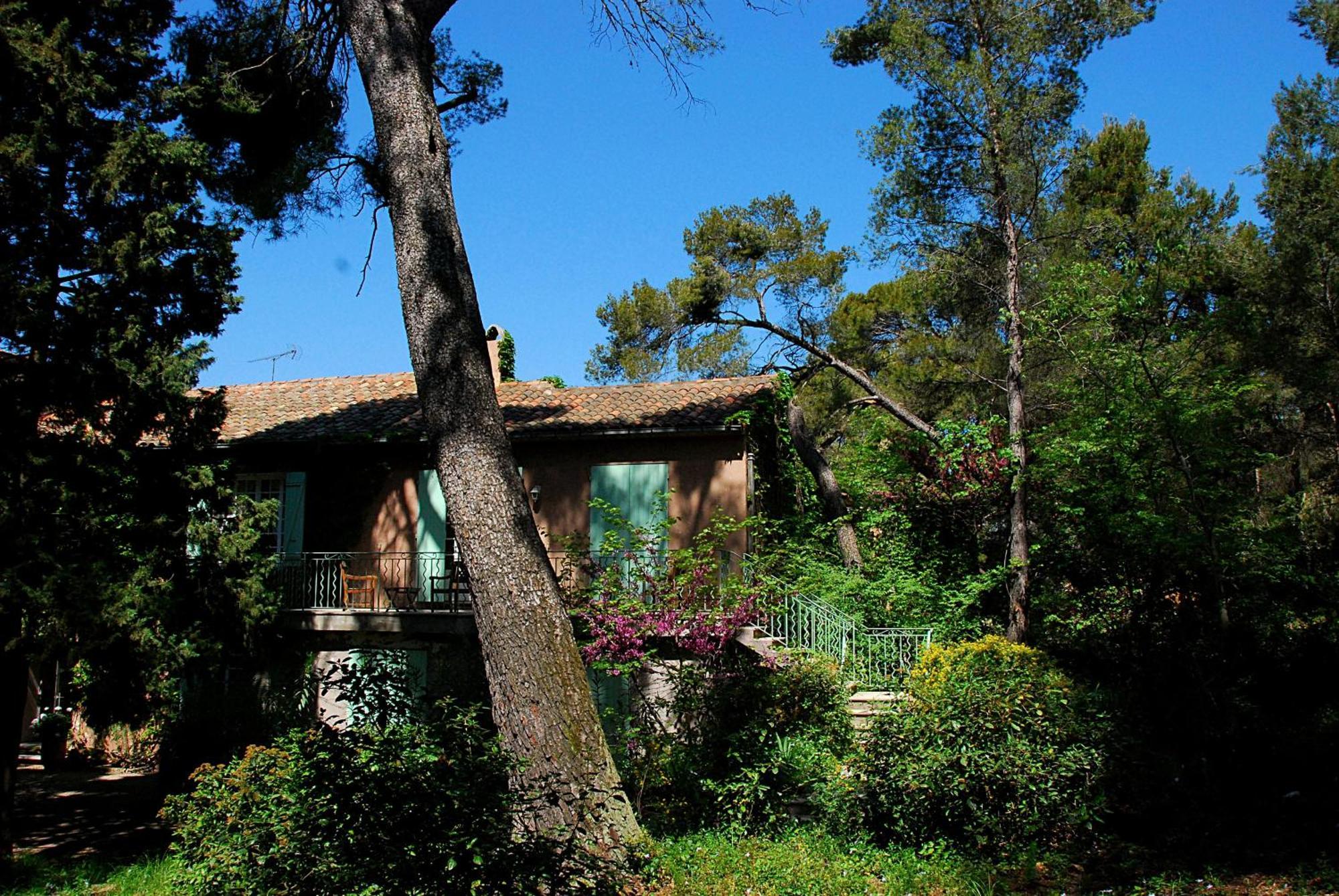 Hotel Les Mazets Des Roches 타라스콩 외부 사진