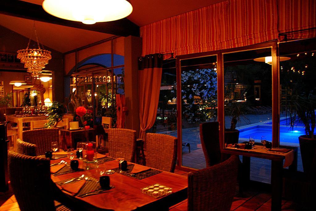 Hotel Les Mazets Des Roches 타라스콩 외부 사진