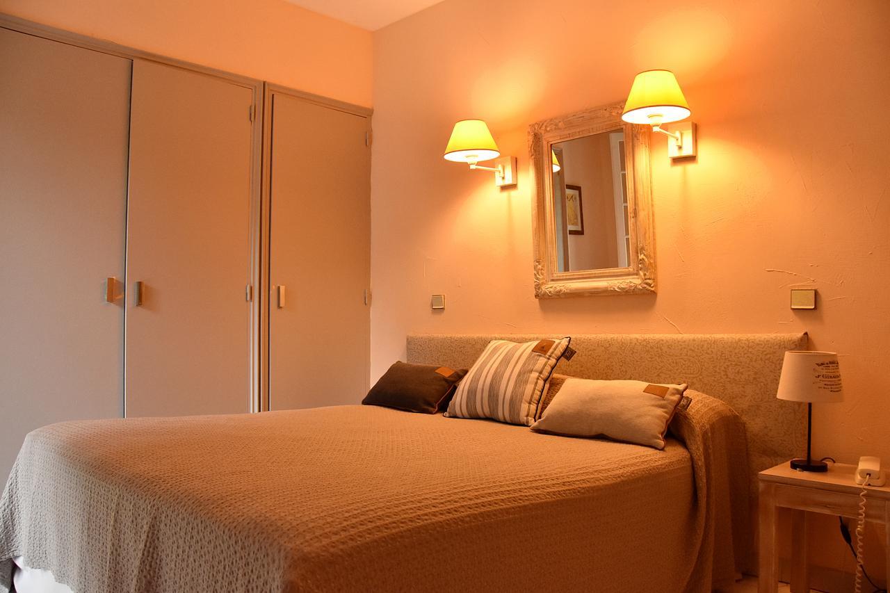 Hotel Les Mazets Des Roches 타라스콩 외부 사진