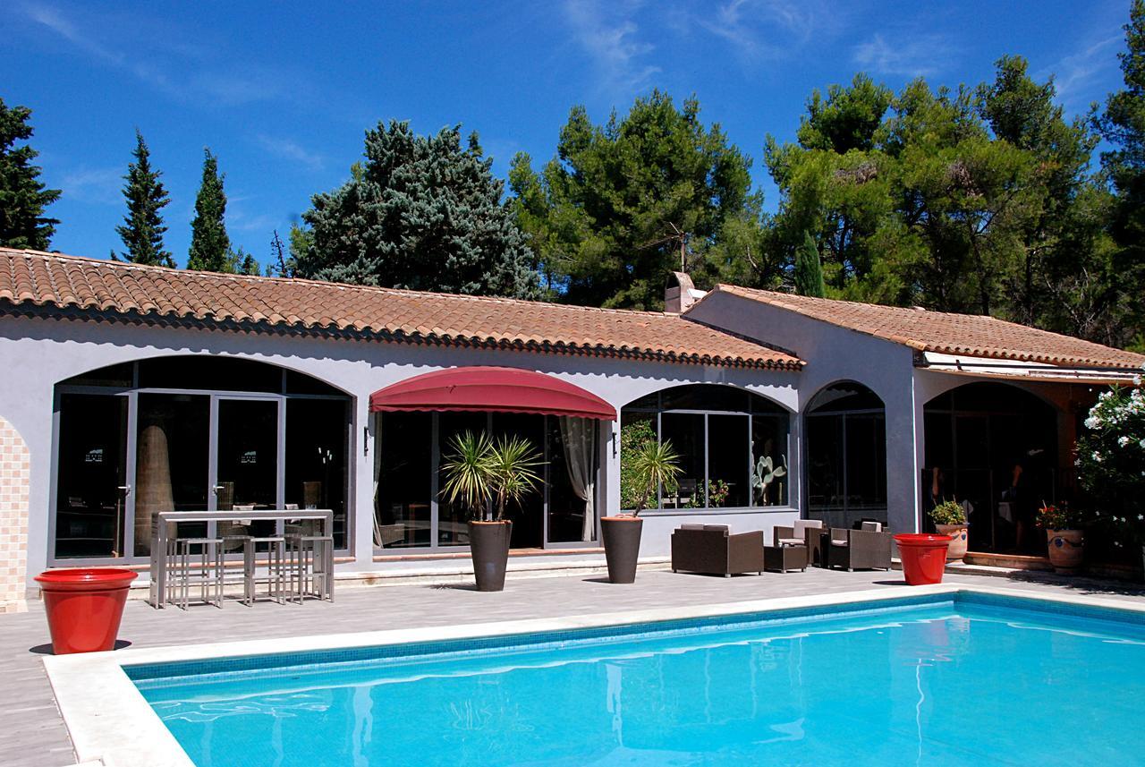 Hotel Les Mazets Des Roches 타라스콩 외부 사진