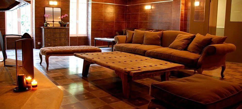 Hotel Les Mazets Des Roches 타라스콩 외부 사진